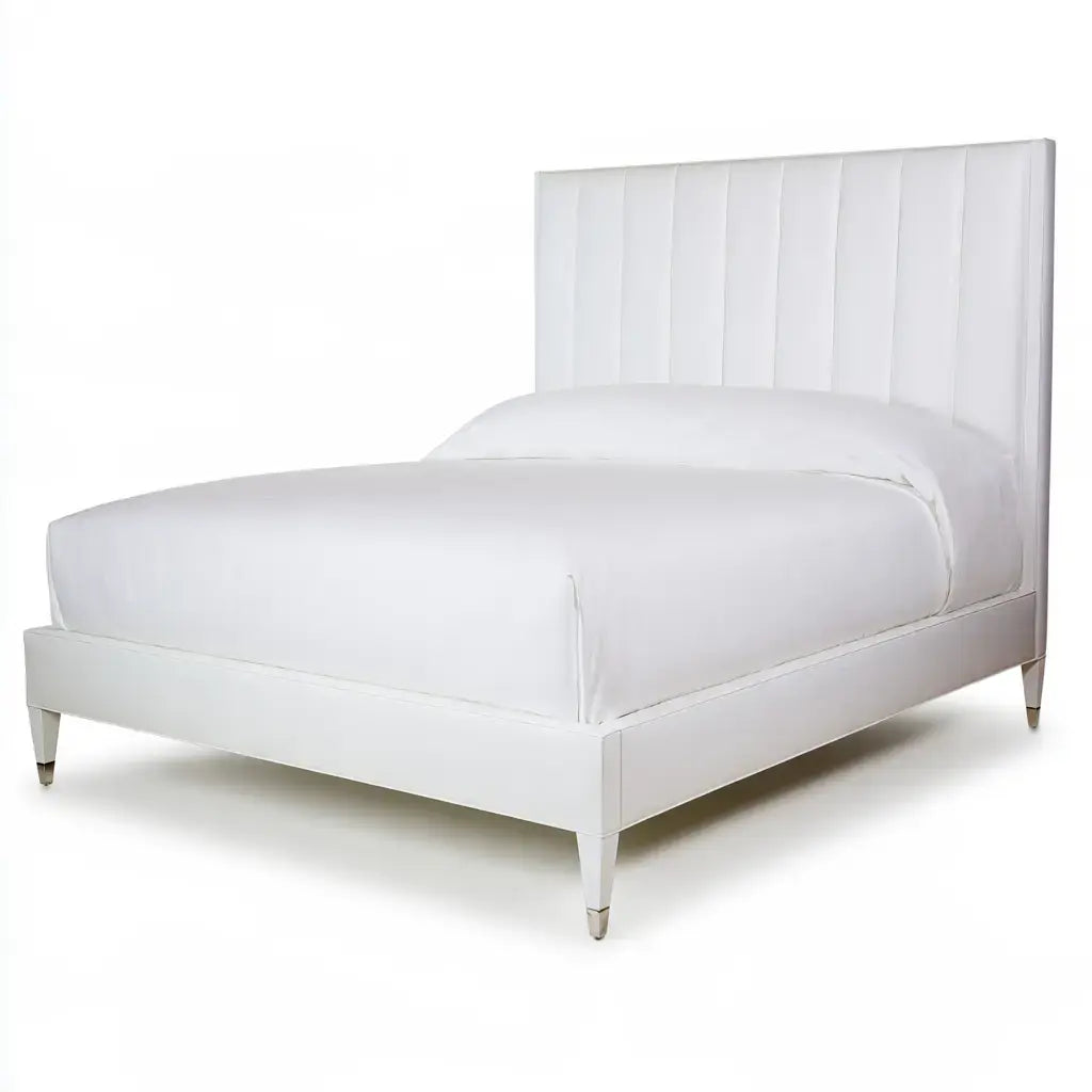 Cama con cabecero de paneles verticales - blanco